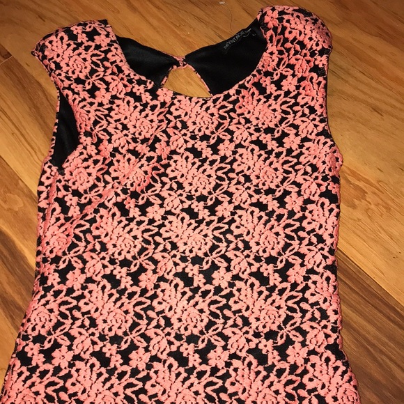 Dress - Picture 3 of 3